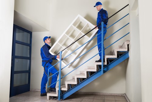 Stepney moving service for furniture and household transport