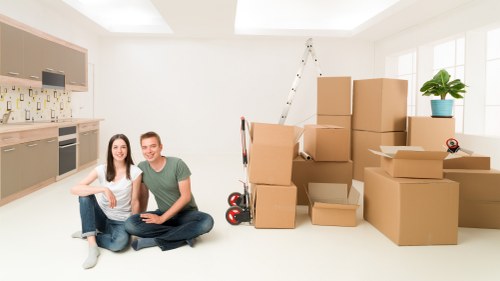 Household packing support for a terraced property in Stepney