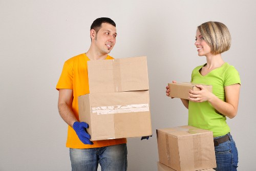 Moving van and residential street access in Stepney